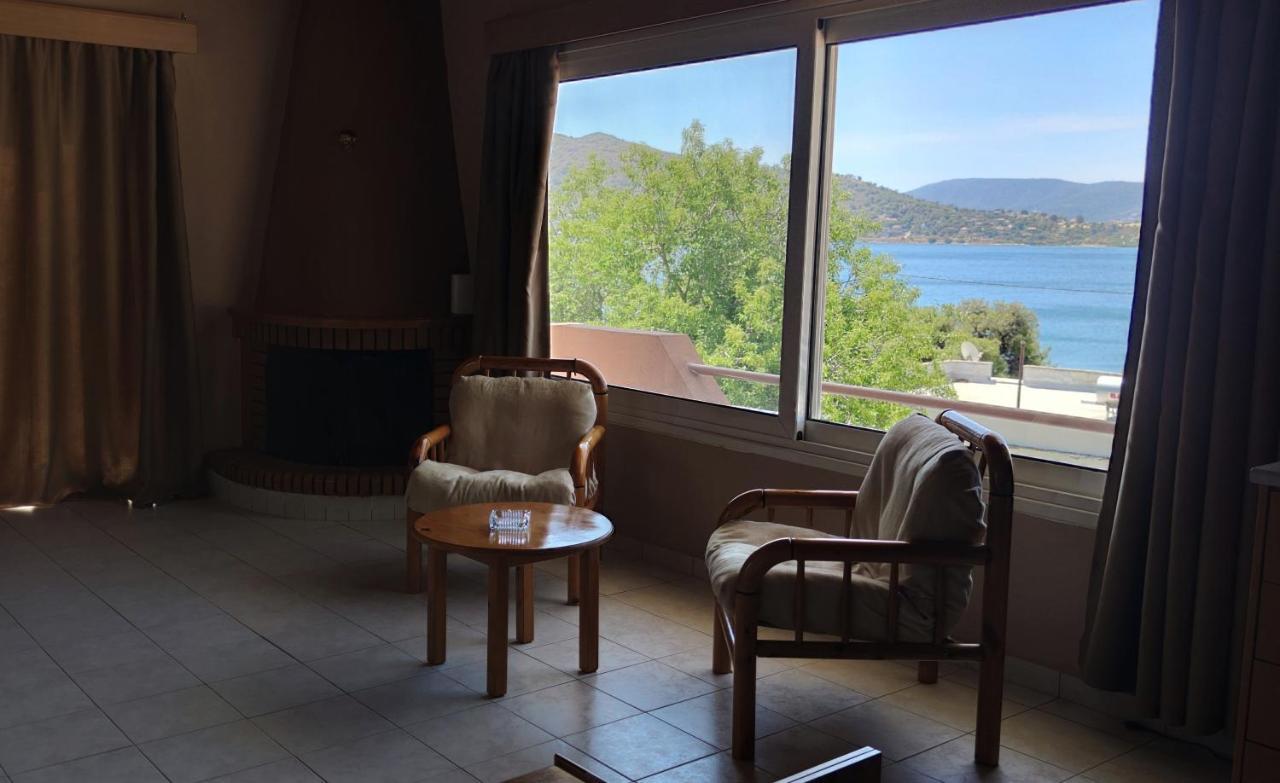 Penthouse Studio Next To The Sea Salamina Zewnętrze zdjęcie